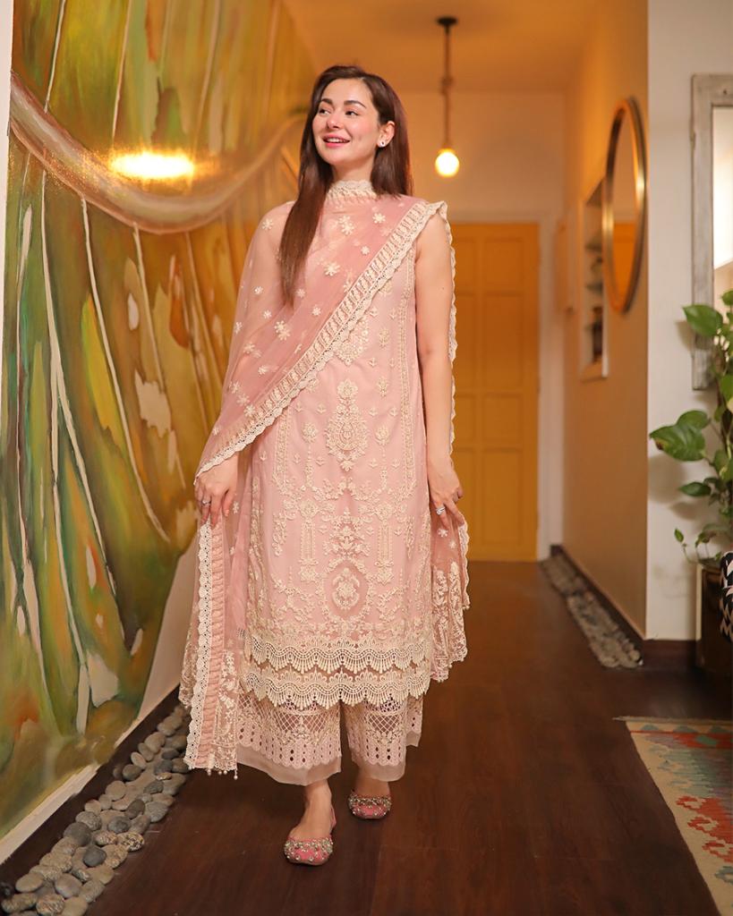 3 Piece Embroidered Lawn Suit With Embroidered Organza Dopatta( LM 54)