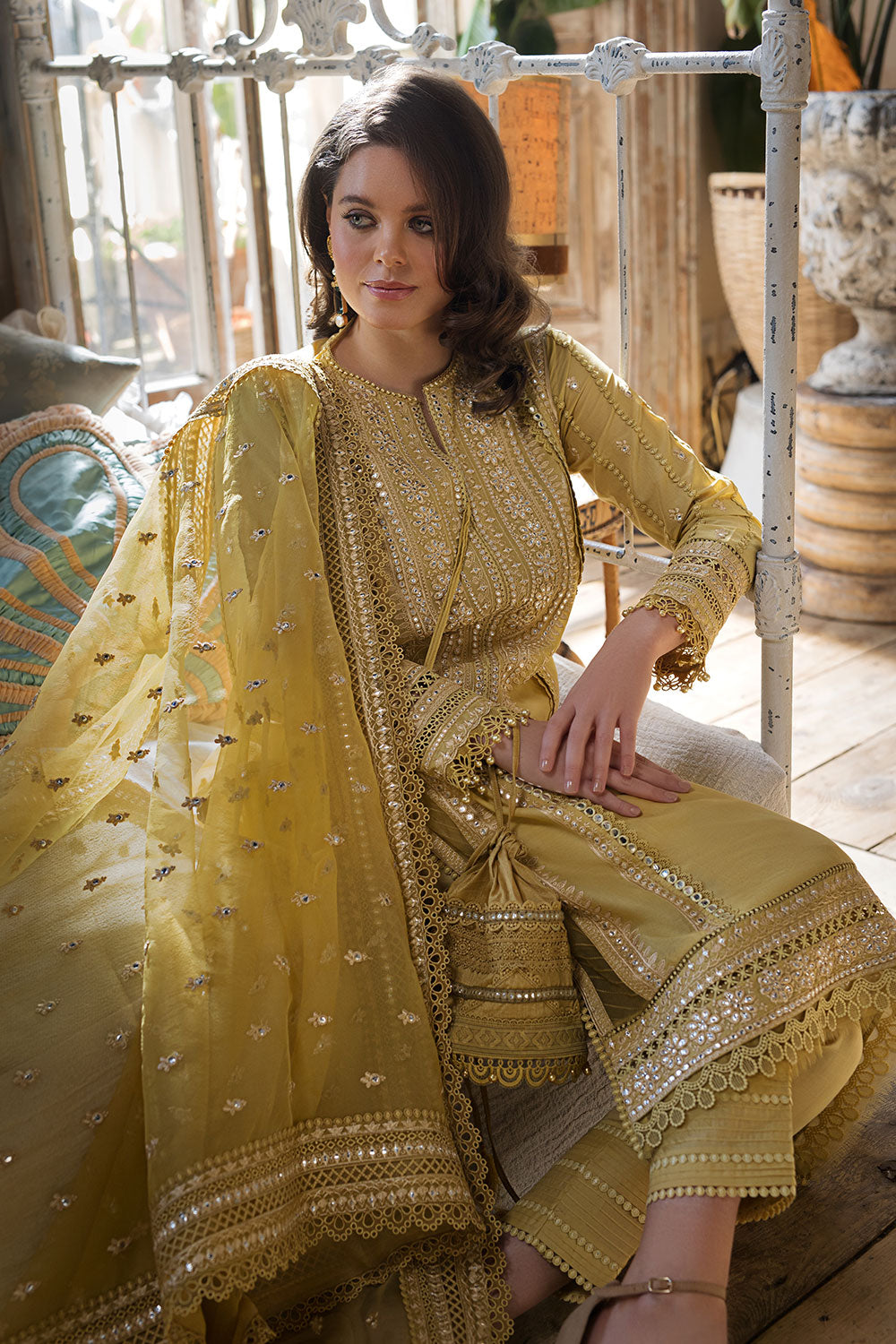 3 Piece Embroidered Lawn Suit With Embroidered Organza Dopatta (SB 62)