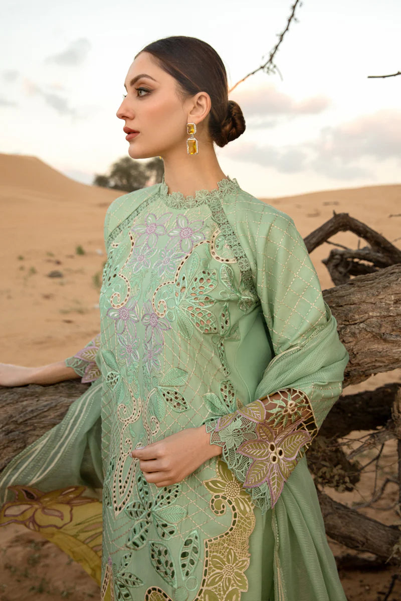 3 Piece Embroidered Lawn Suit With Embroidered Organza Dopatta (RR 816)