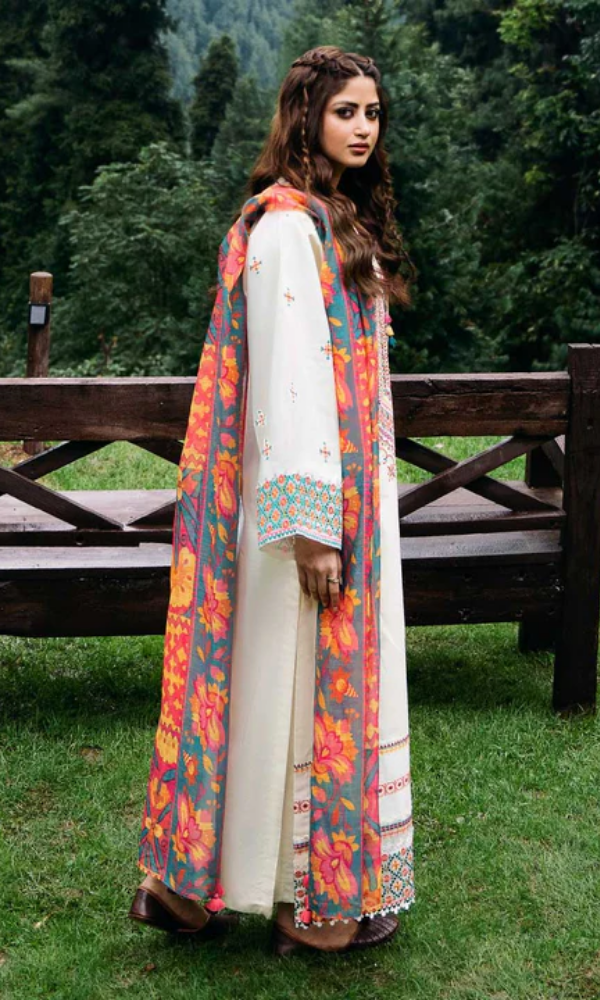 3 Piece Embroidered Lawn Suit with Digital Printed Voil Dupatta (SP 2575)